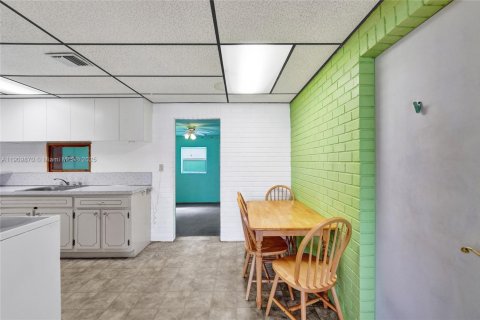 Купить виллу или дом в Холливуд, Флорида 3 спальни, № 1965483 - фото 13