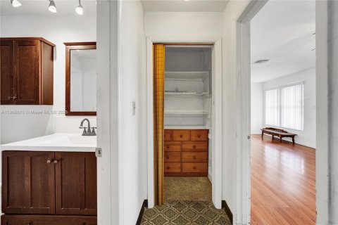 Купить виллу или дом в Холливуд, Флорида 3 спальни, № 1965483 - фото 27
