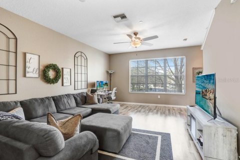 Townhouse in Brandon, Florida 3 bedrooms, 178.09 sq.m. № 1527531 - photo 21