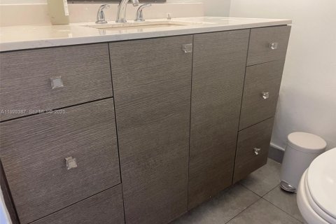 Снять в аренду кондоминиум в Майами-Бич, Флорида 50.45м2, № 1983901 - фото 13