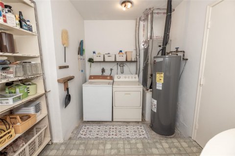 Купить виллу или дом в Катлер-Бей, Флорида 4 спальни, 212.75м2, № 2008987 - фото 29