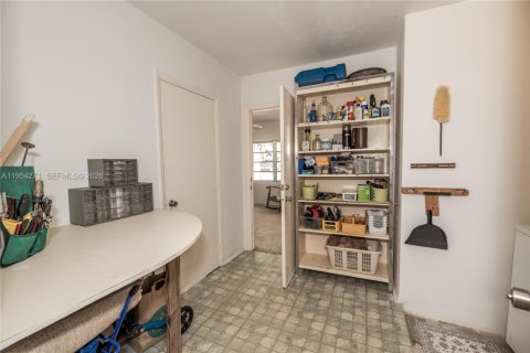 Купить виллу или дом в Катлер-Бей, Флорида 4 спальни, 212.75м2, № 2008987 - фото 28