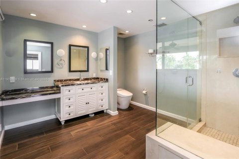 Villa ou maison à vendre à Hollywood, Floride: 5 chambres, 328.6 m2 № 1966359 - photo 19