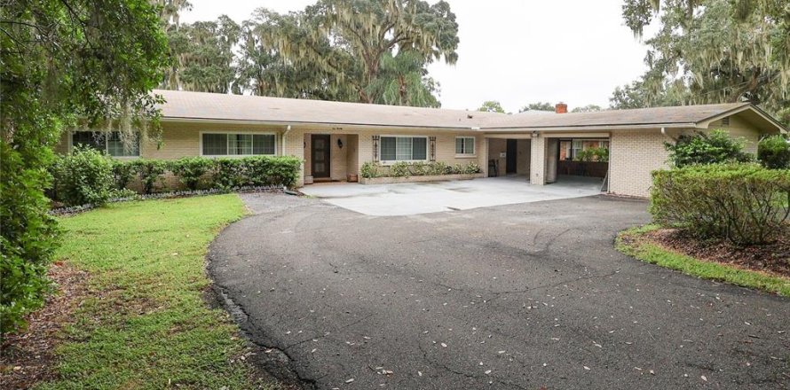 Villa ou maison à Winter Haven, Floride 4 chambres, 318.47 m2 № 2410195