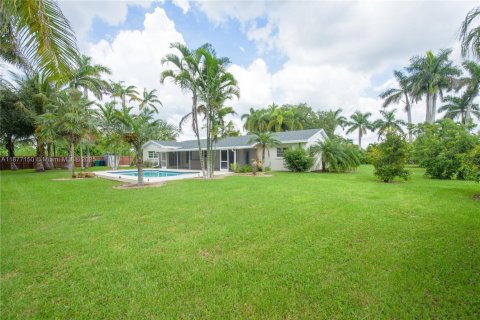 Casa en alquiler en Homestead, Florida, 4 dormitorios, 193.05 m2 № 1927513 - foto 22