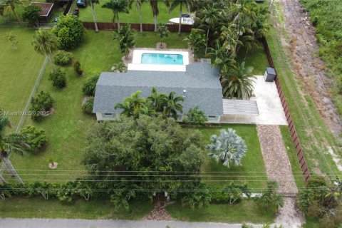 Casa en alquiler en Homestead, Florida, 4 dormitorios, 193.05 m2 № 1927513 - foto 30