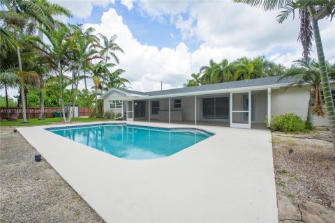 Casa en alquiler en Homestead, Florida, 4 dormitorios, 193.05 m2 № 1927513 - foto 20