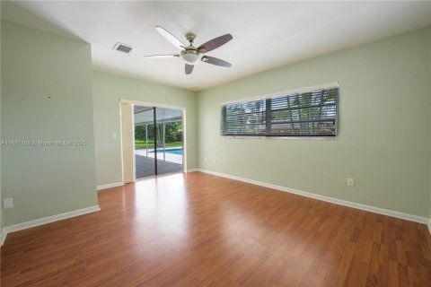 Casa en alquiler en Homestead, Florida, 4 dormitorios, 193.05 m2 № 1927513 - foto 14