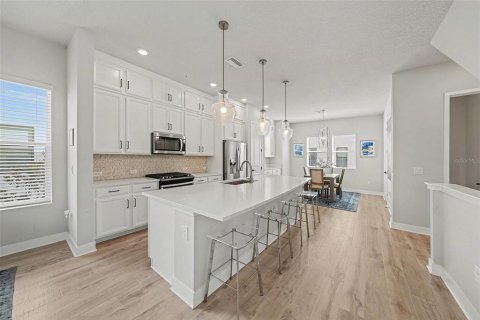 Touwnhouse à vendre à Tampa, Floride: 3 chambres, 193.33 m2 № 2093864 - photo 11