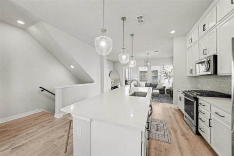 Touwnhouse à vendre à Tampa, Floride: 3 chambres, 193.33 m2 № 2093864 - photo 10