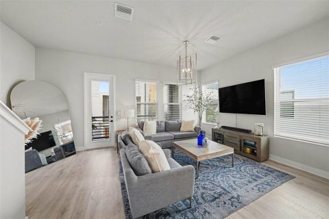 Touwnhouse à vendre à Tampa, Floride: 3 chambres, 193.33 m2 № 2093864 - photo 5