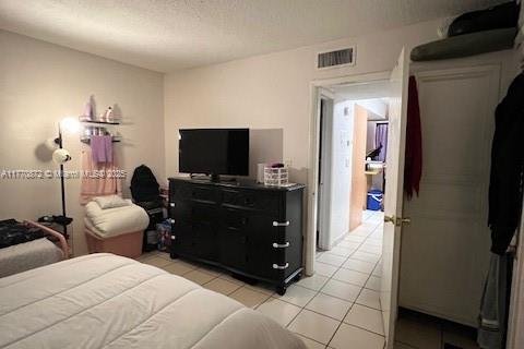 Condo in North Bay Village, Florida, 1 bedroom  № 1867795 - photo 11