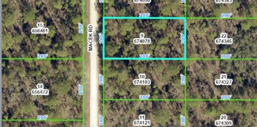 Land in Weeki Wachee, Florida № 941781