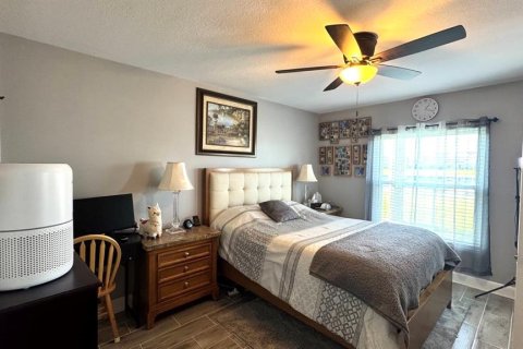 Condo in Orlando, Florida, 2 bedrooms  № 1572786 - photo 10