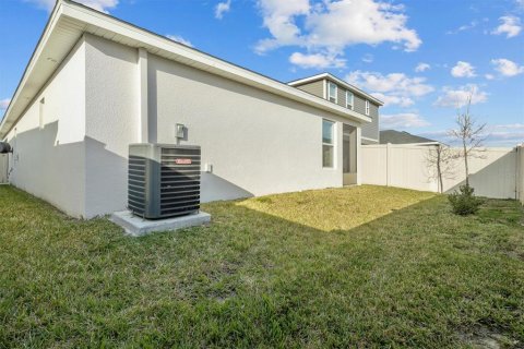 House in Winter Haven, Florida 3 bedrooms, 144.28 sq.m. № 1560726 - photo 24