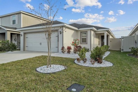House in Winter Haven, Florida 3 bedrooms, 144.28 sq.m. № 1560726 - photo 2