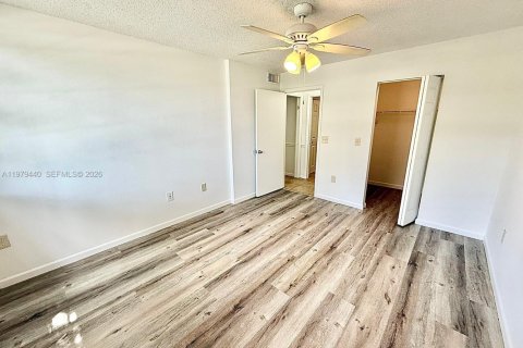 Copropriété à louer à West Palm Beach, Floride: 2 chambres, 84.36 m2 № 2046064 - photo 17