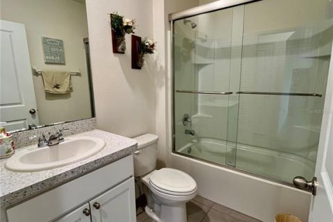 Villa ou maison à louer à Odessa, Floride: 5 chambres, 242.01 m2 № 2413678 - photo 12