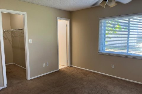 Appartement à louer à Orlando, Floride: 3 chambres, 100.8 m2 № 2431059 - photo 10