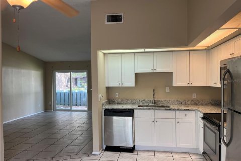 Appartement à louer à Orlando, Floride: 3 chambres, 100.8 m2 № 2431059 - photo 8