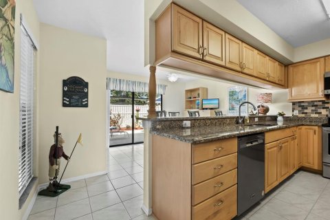 Купить кондоминиум в Сарасота, Флорида 9 комнат, 130.06м2, № 1746556 - фото 18
