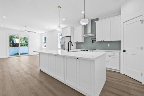 Купить виллу или дом в Тампа, Флорида 8 комнат, 225.57м2, № 1805262 - фото 7