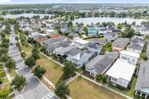 House in Orlando, Florida 3 bedrooms, 184.04 sq.m. № 2402781 - photo 30