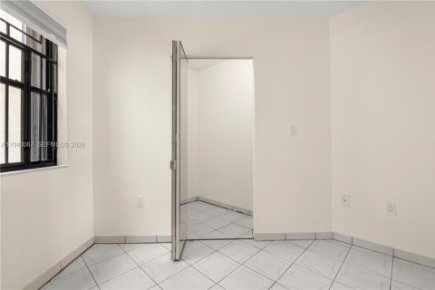 Copropriété à vendre à Miami, Floride: 2 chambres, 92.9 m2 № 2000034 - photo 23