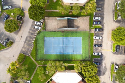 Copropriété à vendre à Miami, Floride: 2 chambres, 92.9 m2 № 2000034 - photo 26