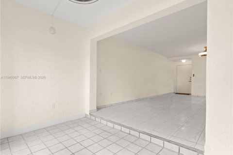 Copropriété à vendre à Miami, Floride: 2 chambres, 92.9 m2 № 2000034 - photo 10