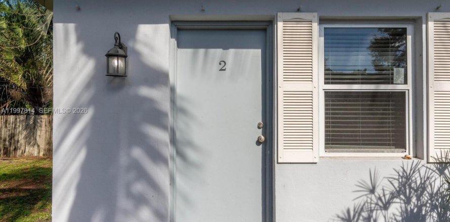 Villa ou maison à Fort Lauderdale, Floride 2 chambres, 74.88 m2 № 2060740