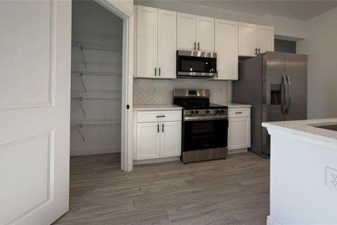 Casa en venta en Citrus Springs, Florida, 4 dormitorios, 147.44 m2 № 2230016 - foto 5