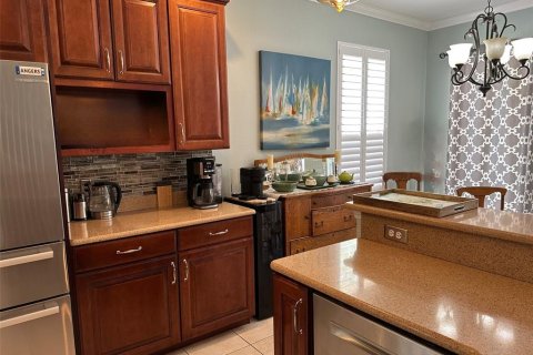 Casa en venta en DeLand, Florida, 4 dormitorios, 226.5 m2 № 1733293 - foto 4