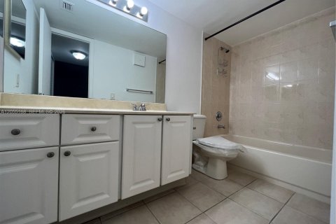 Condo in Plantation, Florida, 1 bedroom  № 2264918 - photo 9