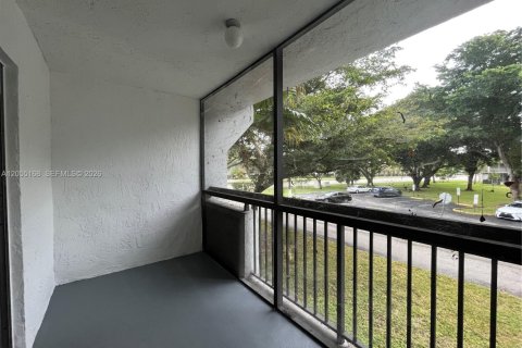 Condo in Plantation, Florida, 1 bedroom  № 2264918 - photo 13