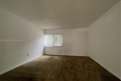 Condo in Plantation, Florida, 1 bedroom  № 2264918 - photo 7
