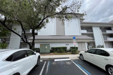 Condo in Plantation, Florida, 1 bedroom  № 2264918 - photo 16