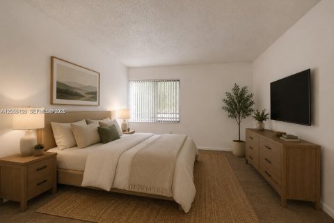 Condo in Plantation, Florida, 1 bedroom  № 2264918 - photo 2