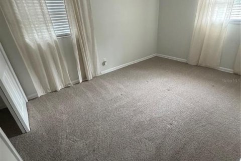 Villa ou maison à vendre à Tampa, Floride: 3 chambres, 115.76 m2 № 2324410 - photo 12