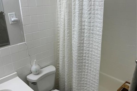 Villa ou maison à vendre à Tampa, Floride: 3 chambres, 115.76 m2 № 2324410 - photo 23