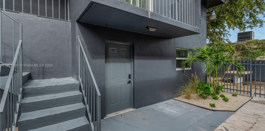 Apartamento en Miami, Florida 2 dormitorios, 102.19 m2 № 1967776