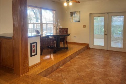 House in Orlando, Florida 3 bedrooms, 244.98 sq.m. № 1829282 - photo 9