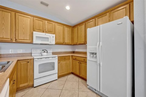 House in Summerfield, Florida 2 bedrooms, 146.32 sq.m. № 1816615 - photo 16