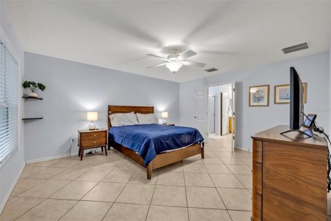 House in Summerfield, Florida 2 bedrooms, 146.32 sq.m. № 1816615 - photo 20