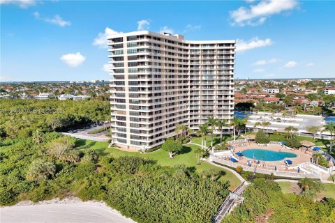 Condo in Marco Island, Florida, 2 bedrooms  № 2004824 - photo 4