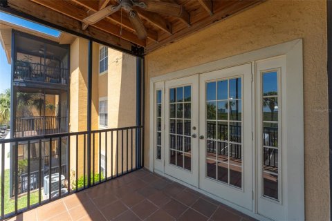 Condo in Tampa, Florida, 2 bedrooms № 2210979 - photo 28