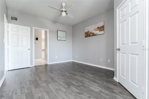 Condo in Tampa, Florida, 2 bedrooms № 2210979 - photo 21