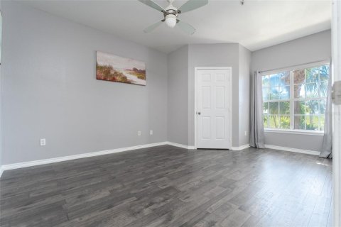 Condo in Tampa, Florida, 2 bedrooms № 2210979 - photo 19