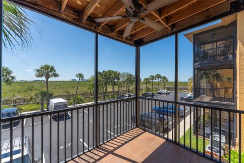 Condo in Tampa, Florida, 2 bedrooms № 2210979 - photo 30