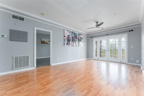 Condo in Tampa, Florida, 2 bedrooms № 2210979 - photo 8